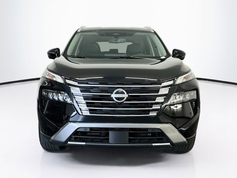 Used 2026 Nissan Rogue SL AWD/4WD image 2