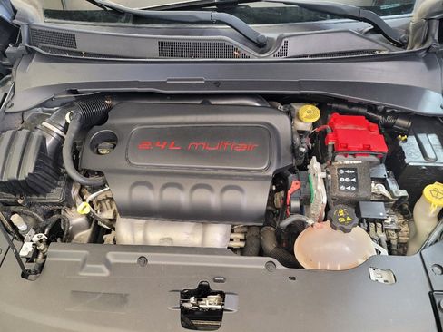 Used 2019 Jeep Compass Latitude w/ Popular Equipment Group FWD image 30