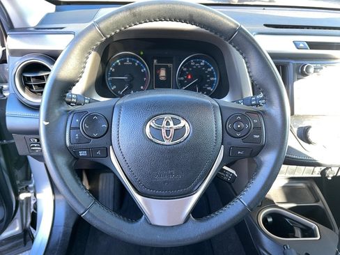 Used 2017 Toyota RAV4 XLE image 17