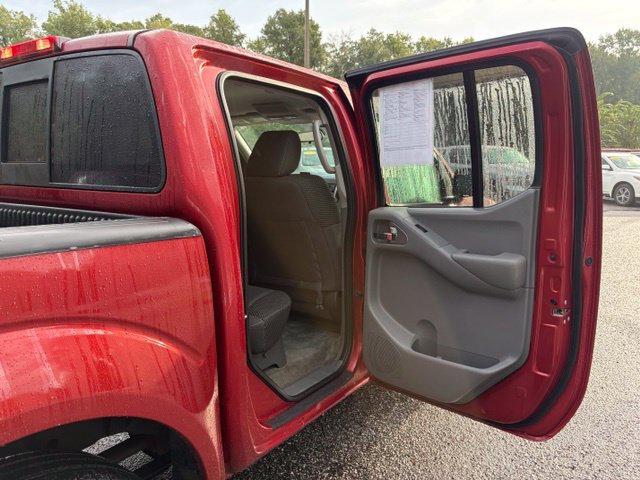 Used 2018 Nissan Frontier SV RWD image 17