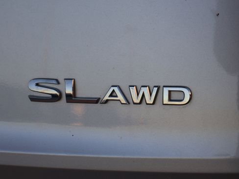 Used 2022 Nissan Rogue SL image 17