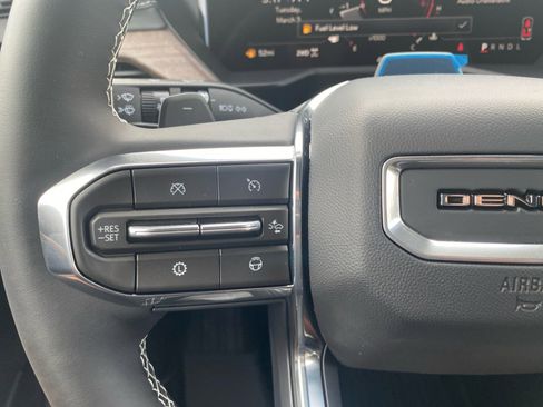 New 2026 GMC Acadia Denali Ultimate w/ LPO, Floor Liner Package image 29