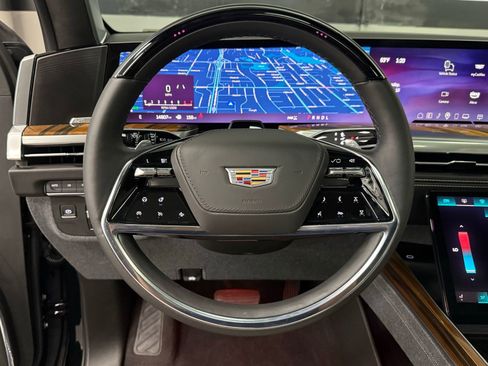 Used 2025 Cadillac Escalade Sport Platinum AWD/4WD image 23