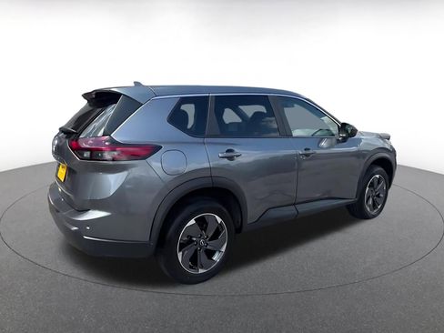 Used 2025 Nissan Rogue SV FWD image 13