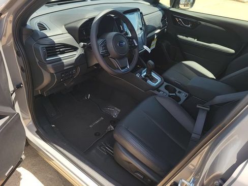 Used 2025 Subaru Forester Limited AWD/4WD image 22