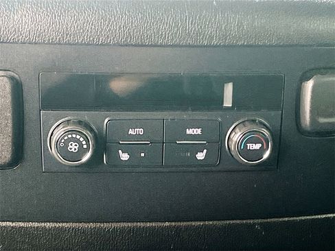 Used 2020 GMC Yukon XL SLT image 26