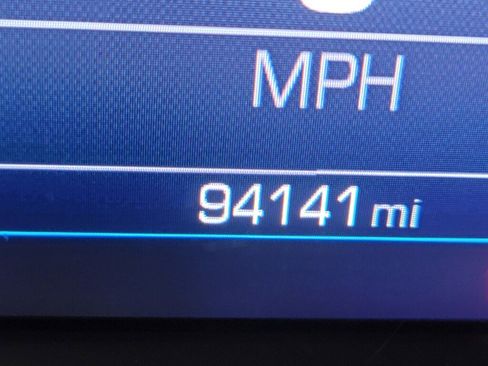 Used 2019 Chevrolet Equinox LT image 16