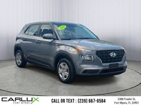 Used 2020 Hyundai Venue SE FWD image 1