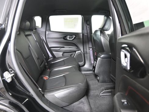 Used 2024 Jeep Compass Trailhawk AWD/4WD image 16