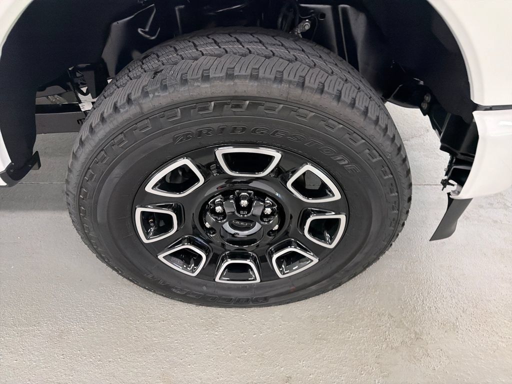 New 2026 Ford F250 Platinum AWD/4WD image 5
