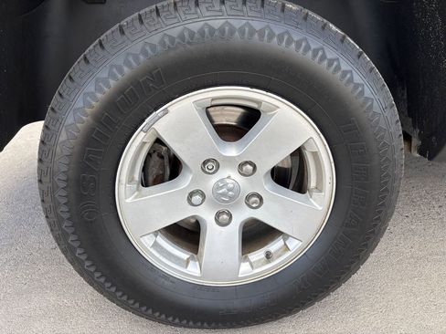 Used 2012 RAM 1500 Classic SLT image 24