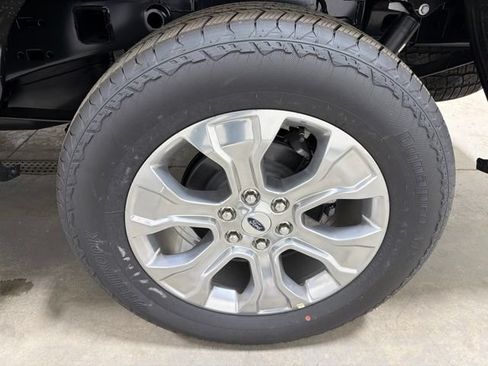 New 2026 Ford F150 Platinum AWD/4WD image 8