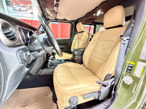 Certified 2020 Jeep Wrangler Unlimited Sport S AWD/4WD image 18