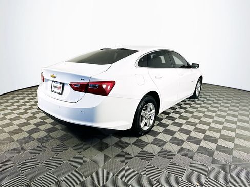 Used 2024 Chevrolet Malibu LT FWD image 11