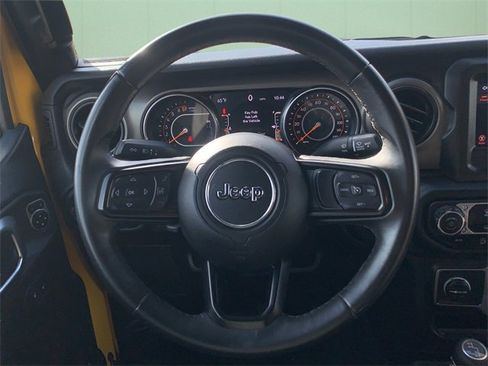 Certified 2019 Jeep Wrangler Sport image 25