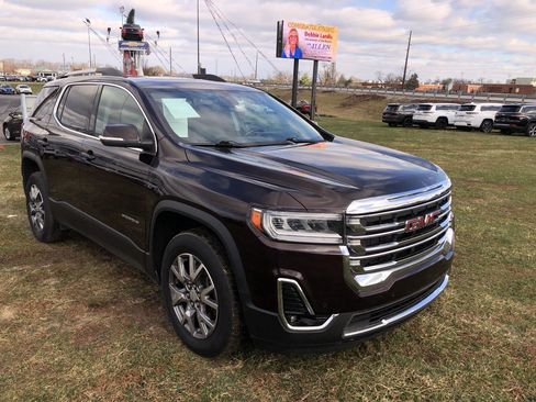 Used 2020 GMC Acadia SLT w/ Driver Alert Package II image 7