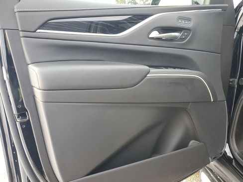 Certified 2024 Cadillac Escalade Sport image 23