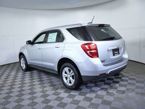 Used 2017 Chevrolet Equinox LS FWD image 6