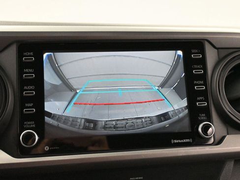 Used 2020 Toyota Tacoma SR5 image 19