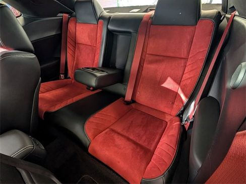 Used 2016 Dodge Challenger SRT Hellcat image 12