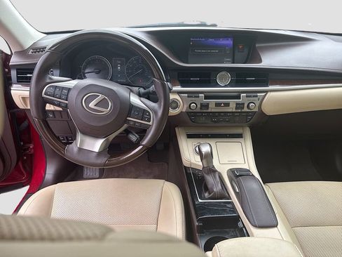Used 2018 Lexus ES 350 w/ Navigation System Package FWD image 38