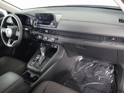 Used 2024 Honda CR-V LX image 9
