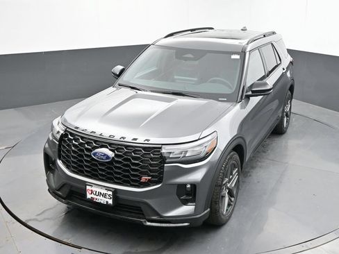 New 2026 Ford Explorer Platinum w/ LUX Leather Package AWD/4WD image 41