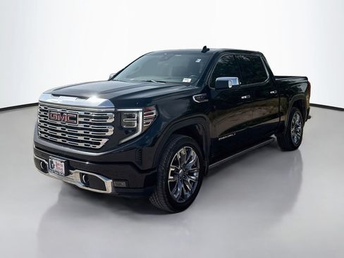 Used 2024 GMC Sierra 1500 Denali w/ Denali Reserve Package AWD/4WD image 3