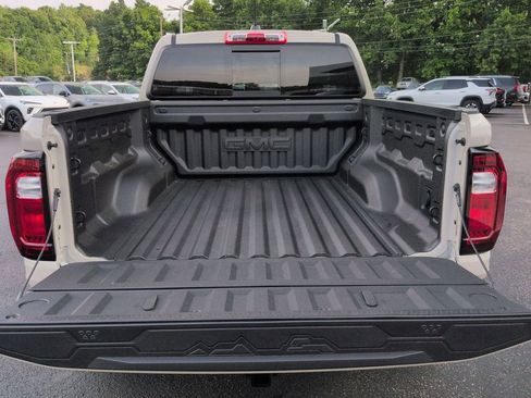 New 2026 GMC Canyon Denali AWD/4WD image 31