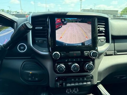 New 2026 RAM 2500 Big Horn AWD/4WD image 13