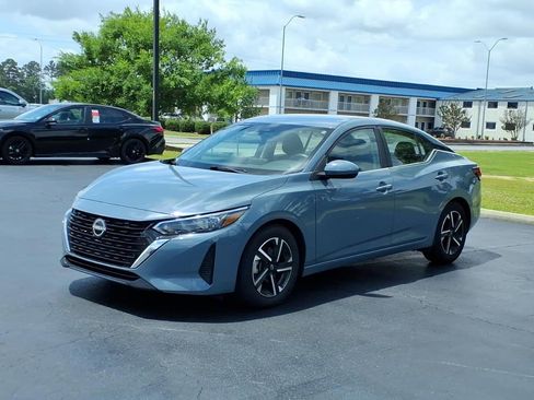 Used 2024 Nissan Sentra SV FWD image 7