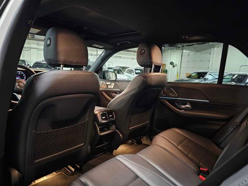 Used 2022 Mercedes-Benz GLE 350 w/ AMG Line Exterior image 21