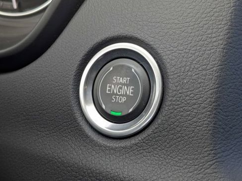 Used 2023 Cadillac XT4 Premium Luxury FWD image 34