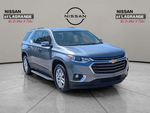 Used 2021 Chevrolet Traverse LT FWD image 3