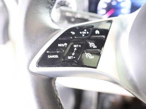 Used 2025 Mercedes-Benz GLA 250 GLA 250 image 12