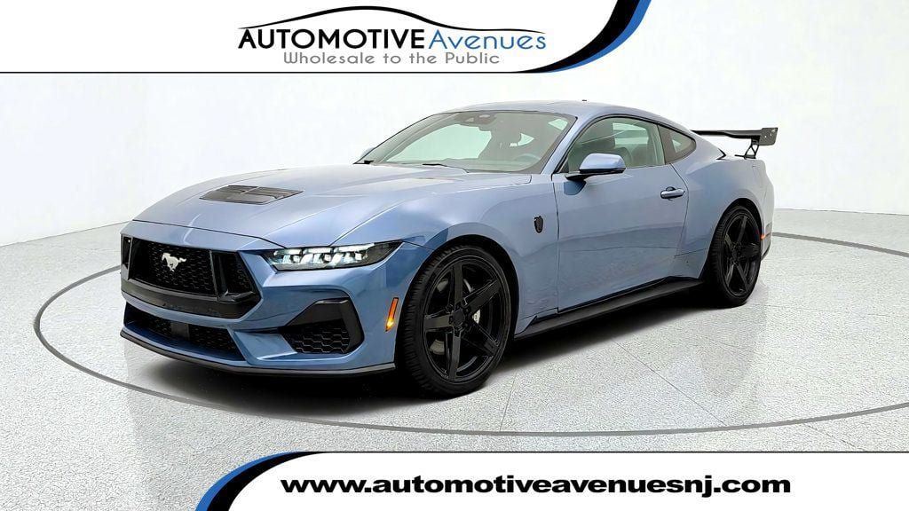 Used 2025 Ford Mustang GT Premium RWD image 1
