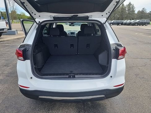 Used 2022 Chevrolet Equinox LT AWD/4WD image 16