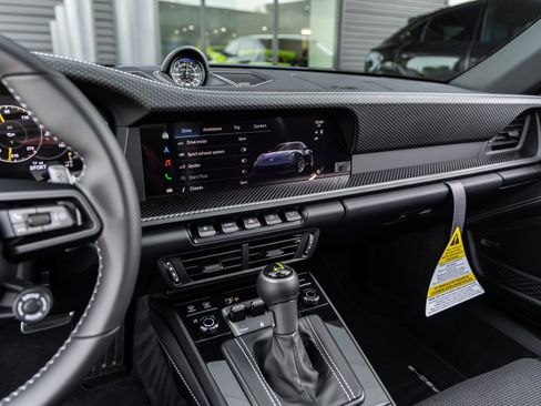 Certified 2026 Porsche 911 GT3 Touring image 40