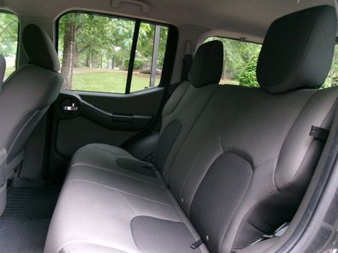 Used 2015 Nissan Xterra S w/ Value Package RWD image 34