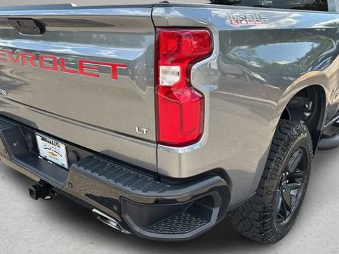 Used 2022 Chevrolet Silverado 1500 LT Trail Boss w/ Safety Package AWD/4WD image 37