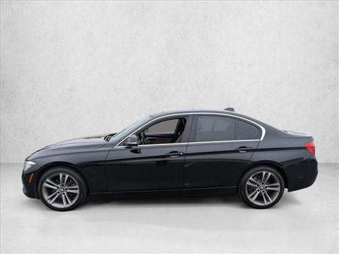 Used 2017 BMW 330i Sedan RWD image 8