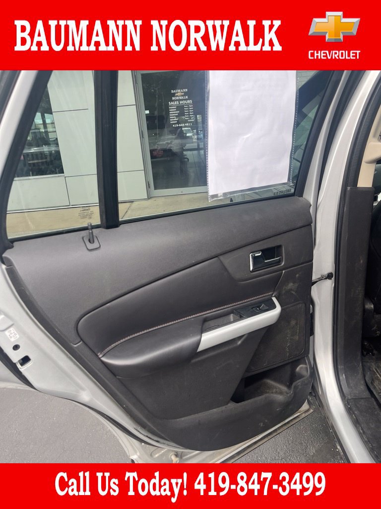 Used 2014 Ford Edge Limited w/ Equipment Group 301A FWD image 17