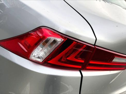 Used 2016 Lexus IS 300 AWD image 28