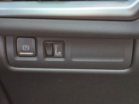 Used 2024 Cadillac XT4 Sport image 24