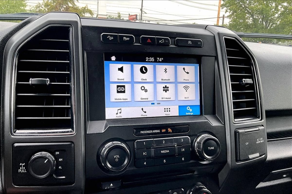 Used 2018 Ford F150 XLT w/ Equipment Group 302A Luxury AWD/4WD image 26