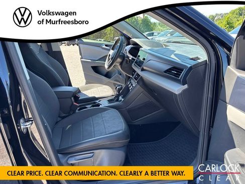 Certified 2023 Volkswagen Taos SE FWD image 27