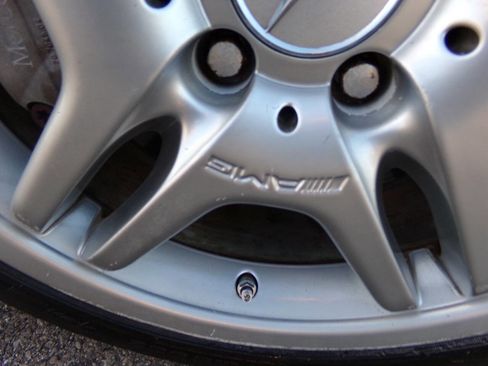 Used 2009 Mercedes-Benz CLK 550 Cabriolet w/ Premium I Pkg image 29