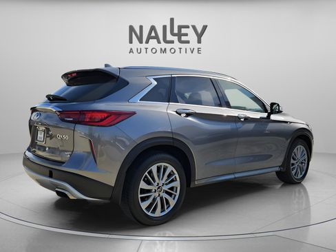 Certified 2025 INFINITI QX50 Luxe image 6