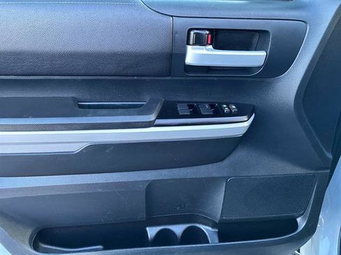 Used 2018 Toyota Tundra SR5 w/ TRD Off Road Package image 21