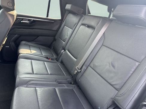 Used 2025 Chevrolet Tahoe LT w/ Comfort Package AWD/4WD image 26